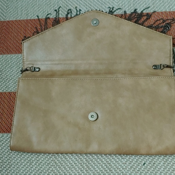 Tan Leather Bag - Picture 4 of 10